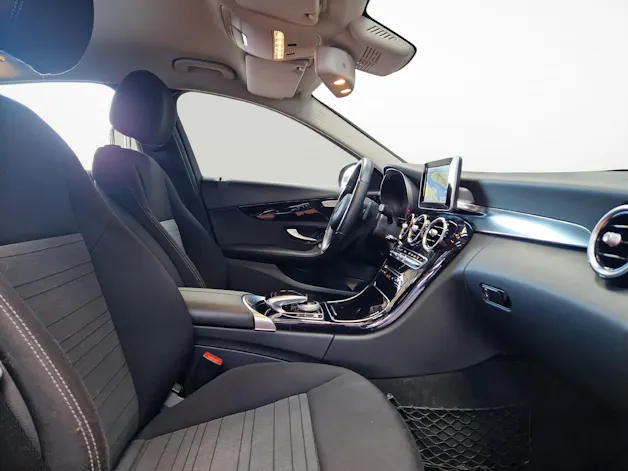 Mercedes-Benz C 200 Limousine