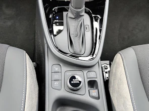 image du véhicule TOYOTA Yaris Cross 1.5 VVT-i HSD Premium AWD-i