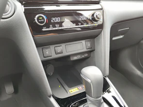 image du véhicule TOYOTA Yaris Cross 1.5 VVT-i HSD Premium AWD-i