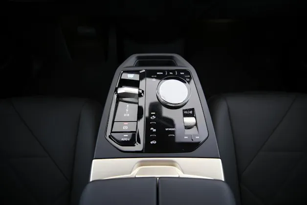 BMW iX xDrive50