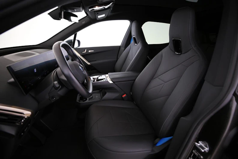 immagine del veicolo BMW iX