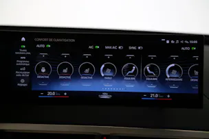 BMW iX xDrive50