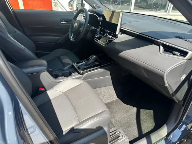Toyota Corolla Cross 2.0 HSD Premium AWD-i