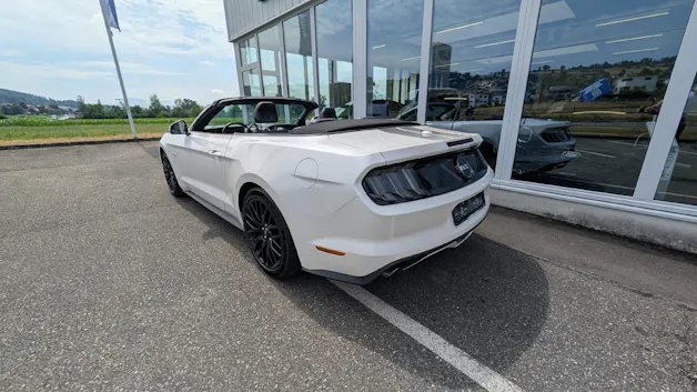 Ford Mustang Convertible 5.0 V8 GT
