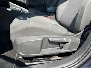 VW Golf VIII 1.5 eTSI 75 Edition
