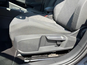 Fahrzeugbild VW Golf VIII 1.5 eTSI 75 Edition