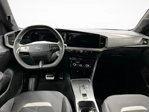 https://vehicle.imgix.net/4373139/9370a5e5-91fa-4c54-b574-8defadd81f2f.jpg