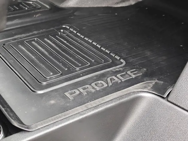 Toyota PROACE Van L1 75KWh Advanced