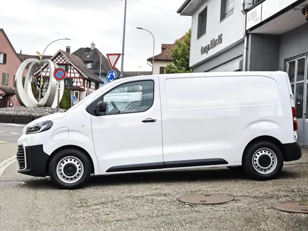 Toyota PROACE Van L1 75KWh Advanced