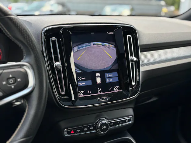 Volvo XC40 2.0 T5 R-Design AWD