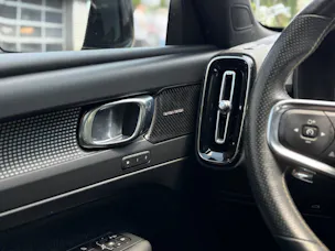 Volvo XC40 2.0 T5 R-Design AWD