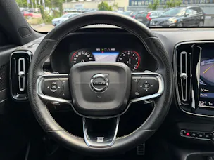 Volvo XC40 2.0 T5 R-Design AWD