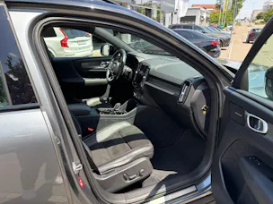 Volvo XC40 2.0 T5 R-Design AWD