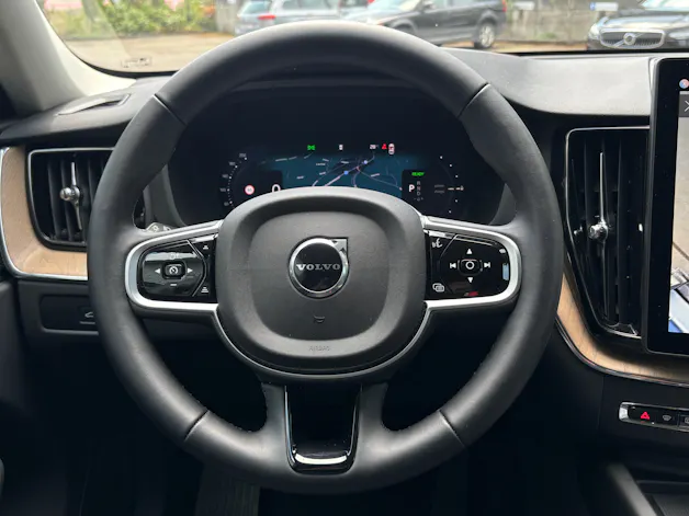 Volvo XC60 2.0 T6 TE Plus Dark eAWD