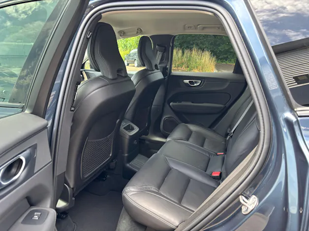 Volvo XC60 2.0 T6 TE Plus Dark eAWD