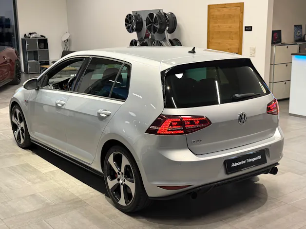 VW Golf 2.0 TSI GTI Performance DSG