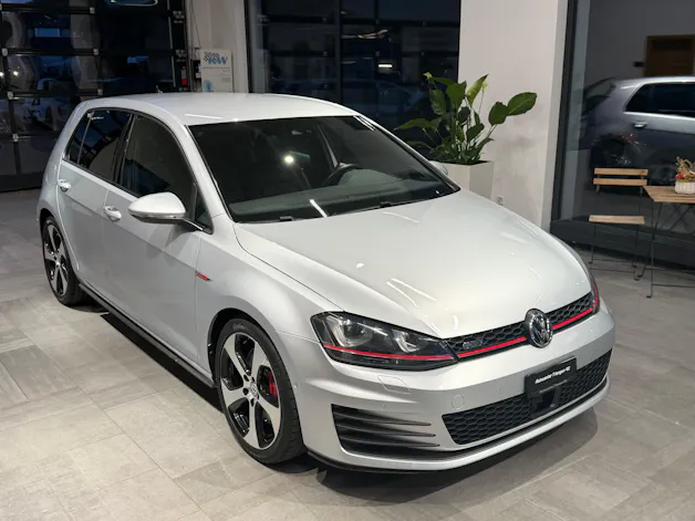 VW Golf 2.0 TSI GTI Performance DSG