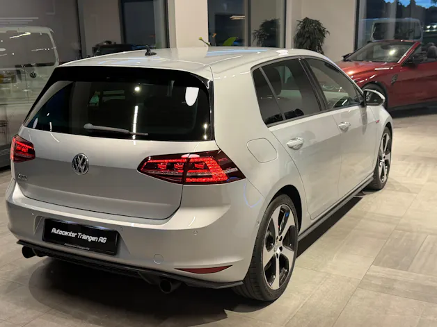 VW Golf 2.0 TSI GTI Performance DSG