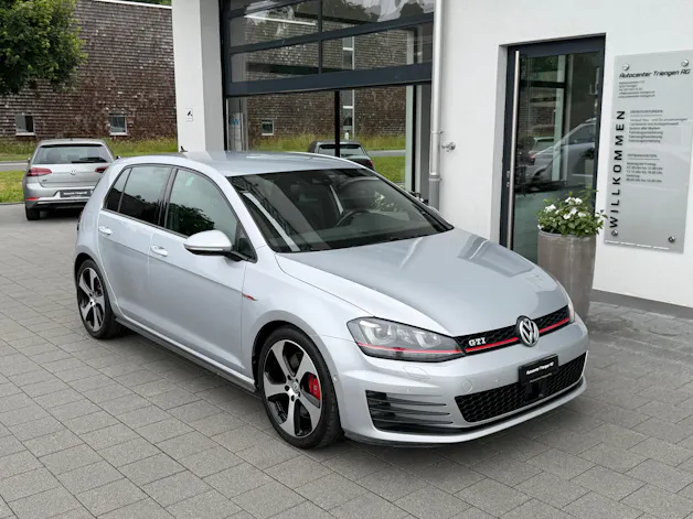 VW Golf 2.0 TSI GTI Performance DSG