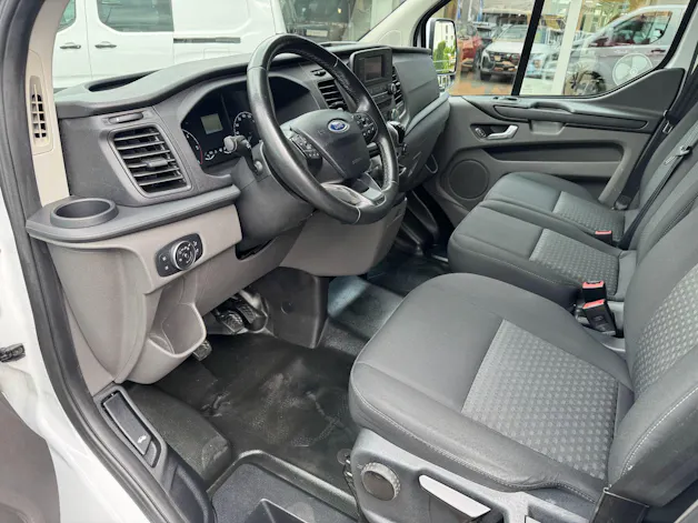 Ford Transit Custom Van 320 L1H1 Trend