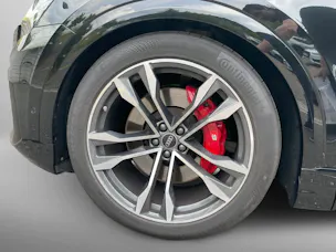 Audi SQ8 SUV TFSI quattro tiptronic