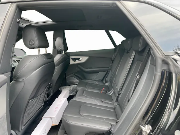 AUDI SQ8 SUV TFSI quattro tiptronic