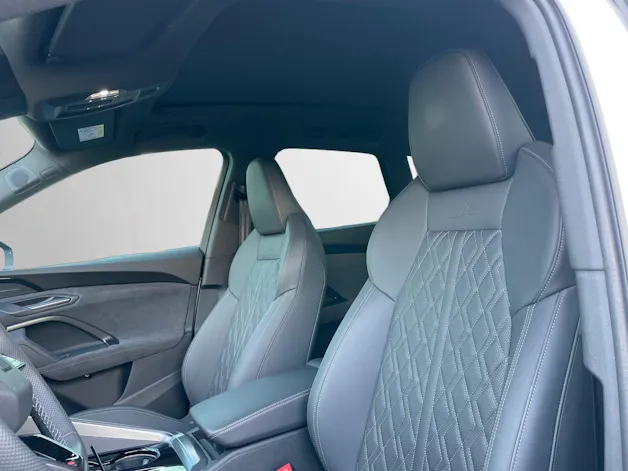 AUDI SQ5 TFSI quattro S-tronic