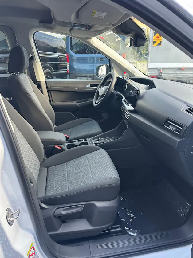 Ford TOURNEO CONNECT Grand 2.0 EcoB Titanium/122CV/Aut.