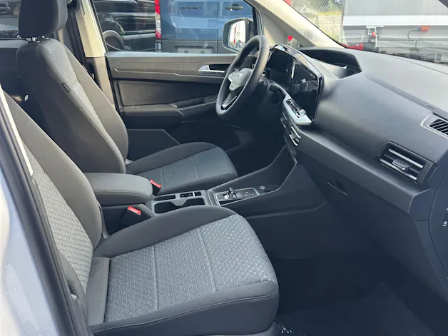 Ford TOURNEO CONNECT Grand 2.0 EcoB Titanium/122CV/Aut.