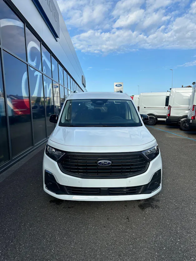 FORD TOURNEO CONNECT Grand 2.0 EcoB Titanium/122CV/Aut.