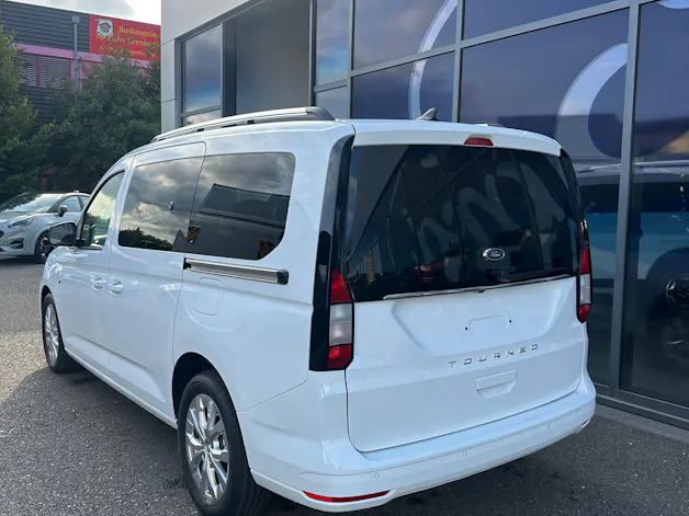 Ford TOURNEO CONNECT Grand 2.0 EcoB Titanium/122CV/Aut.