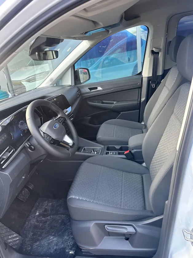 FORD TOURNEO CONNECT Grand 2.0 EcoB Titanium/122CV/Aut.