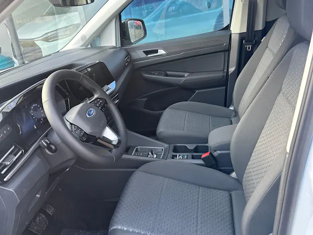 Ford TOURNEO CONNECT Grand 2.0 EcoB Titanium/122CV/Aut.