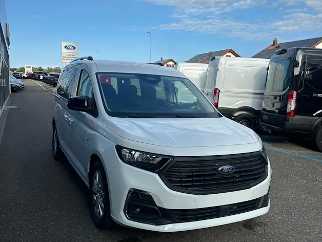 Ford TOURNEO CONNECT Grand 2.0 EcoB Titanium/122CV/Aut.