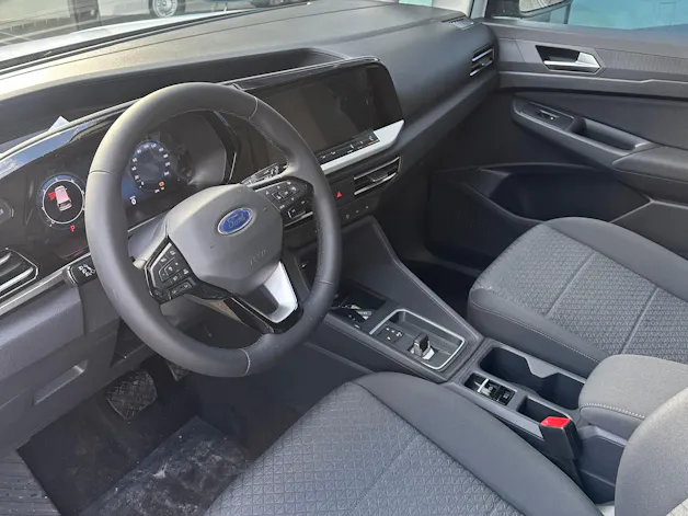 Ford TOURNEO CONNECT Grand 2.0 EcoB Titanium/122CV/Aut.