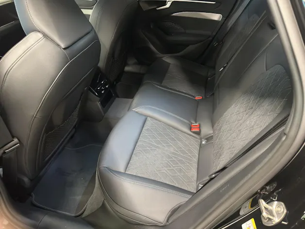 Audi A6 Avant TDI quattro 220 kW S tronic