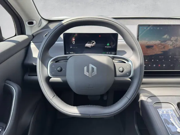 Leapmotor C10 EV AWD