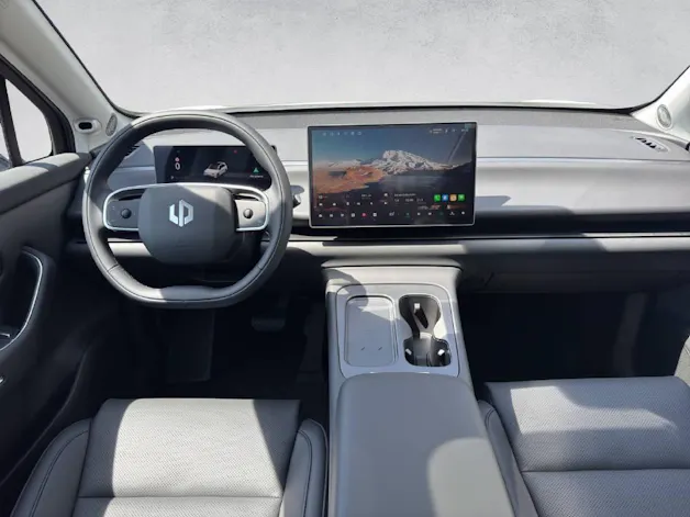 Leapmotor C10 EV AWD