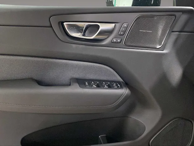 VOLVO XC60 2.0 T8 TE Black Edition eAWD