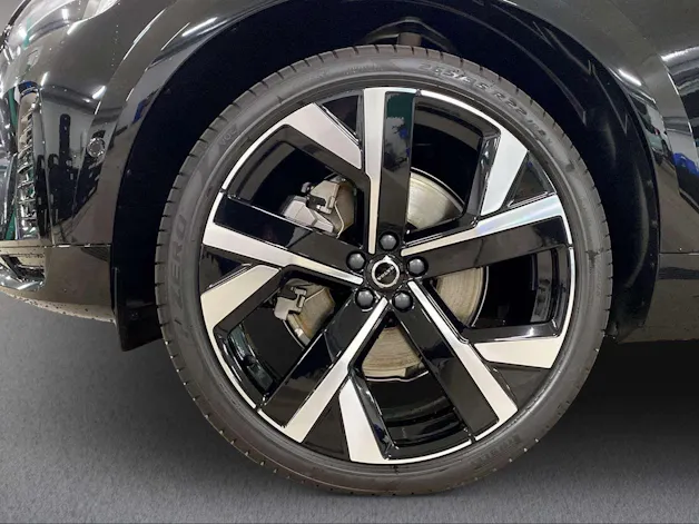 VOLVO XC60 2.0 T8 TE Black Edition eAWD