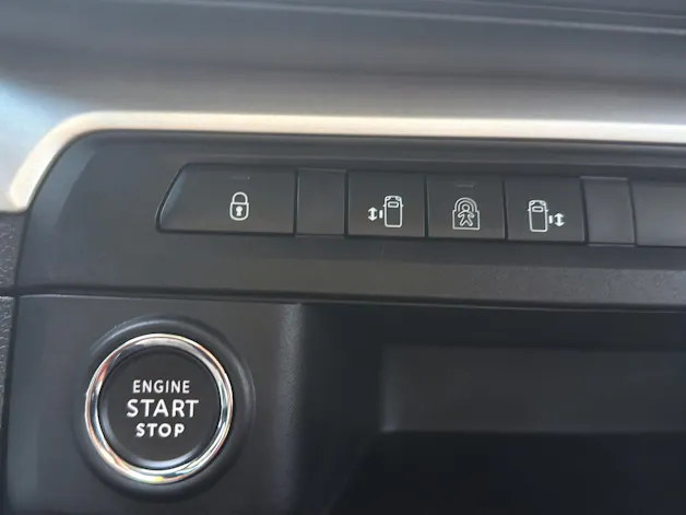 Peugeot e-Traveller Standard 75 kWh Allure