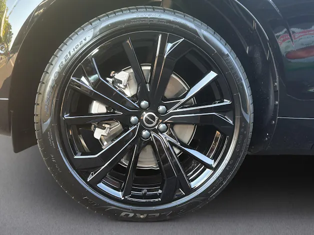 VOLVO XC60 2.0 T8 TE Black Edition eAWD