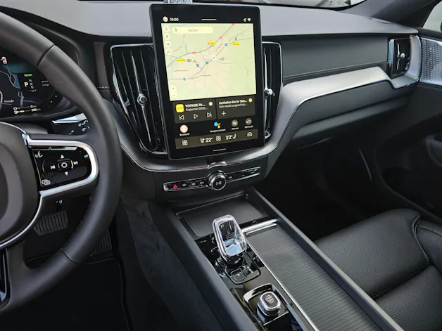 VOLVO XC60 2.0 T8 TE Black Edition eAWD