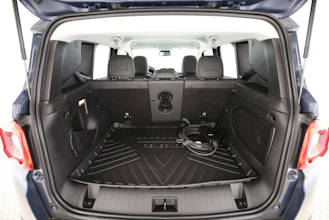 https://vehicle.imgix.net/4373528/092e851d-c2b3-405f-b228-d0b954113272.jpg