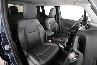 https://vehicle.imgix.net/4373528/859a2641-6476-4119-bd52-375105f9e336.jpg