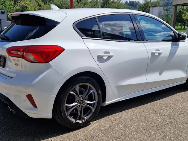 Ford Focus 1.0i EcoB 125 ST-Line