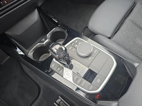 https://vehicle.imgix.net/4373600/3ed81e75-02aa-4e9b-8a9c-02a7c9ee18bf.jpg