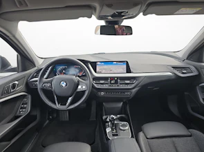 image du véhicule BMW 118i