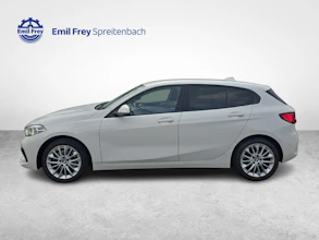 https://vehicle.imgix.net/4373600/a92a3ef9-7092-4e33-975a-c3b9fb21c389.jpg