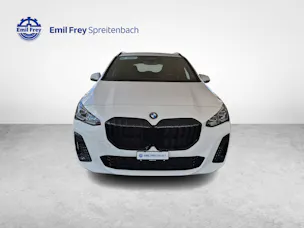 BMW 218d Active Tourer / ab 3,99% Leasing bei Abschluss einer Protect Autoversicherung